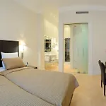 ホテル リービック 4*